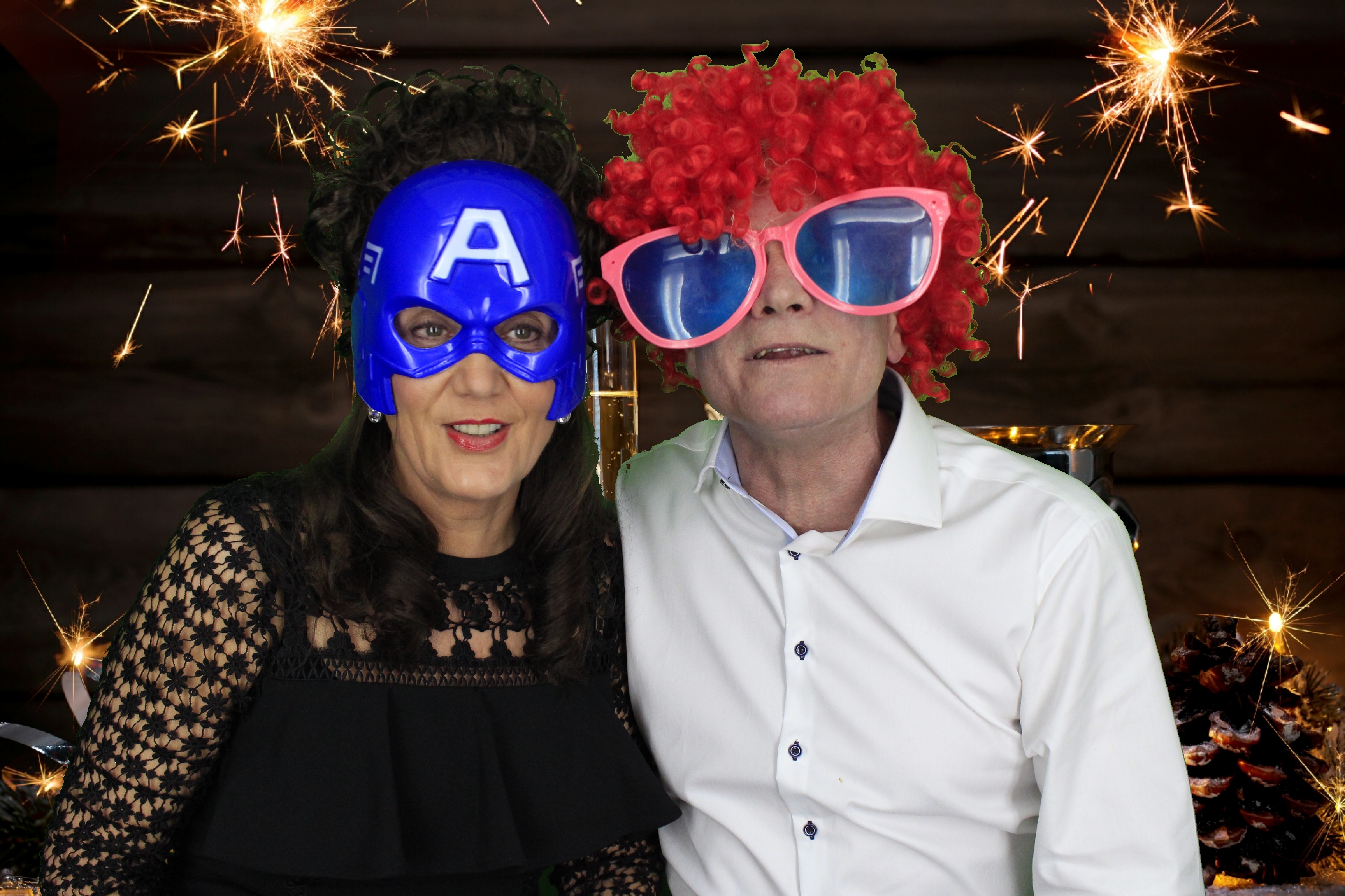 New Years Eve Party Silvermere | View more photos from the event at gallery.myphotoboothexperience.co.uk/u/MyPhotoBoothExperienceLtd/New-Years-Eve-Party-Silvermere